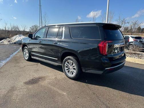 Onyx Black 2024 GMC Yukon XL SLT