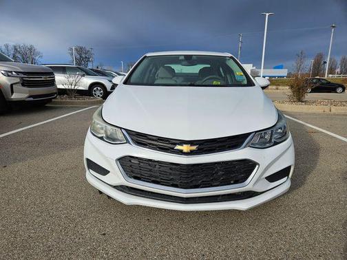 2018 Chevrolet Cruze LS