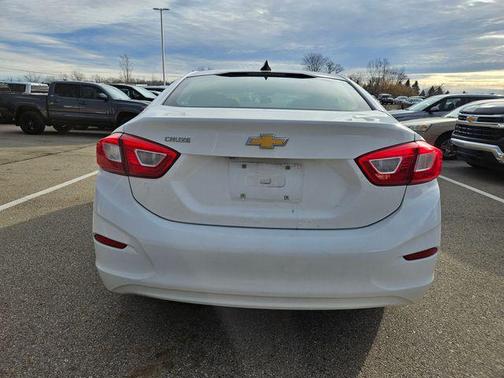 2018 Chevrolet Cruze LS