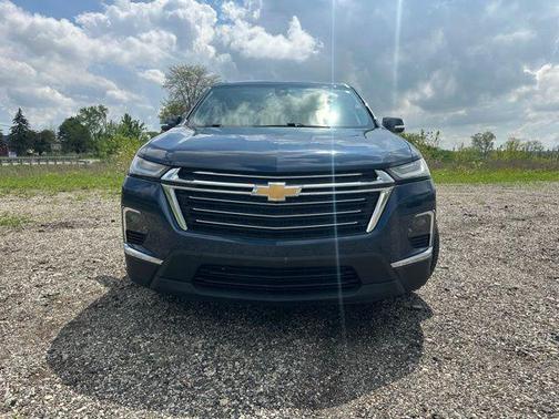 2022 Chevrolet Traverse LT Cloth