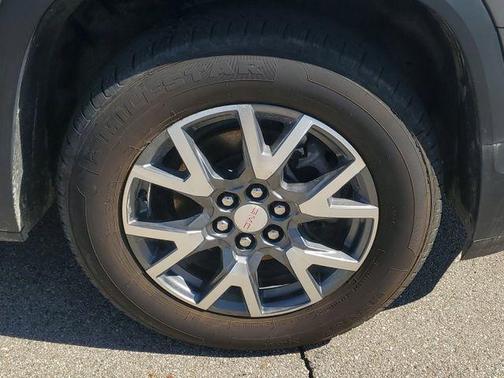 2023 GMC Acadia AWD SLT