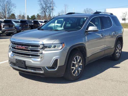 2023 GMC Acadia AWD SLT