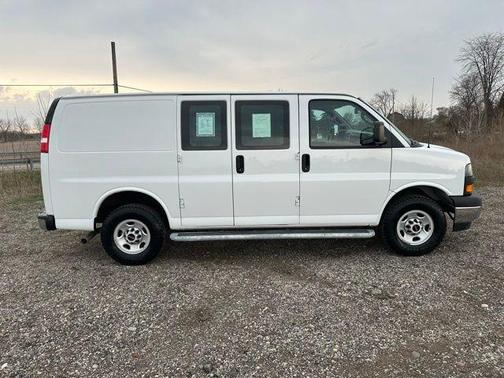 2023 GMC Savana 2500 Work Van