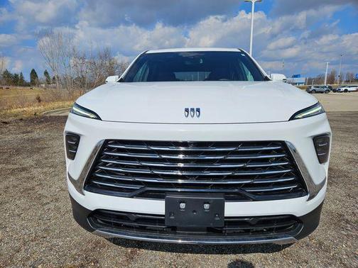 2025 Buick Enclave Preferred FWD