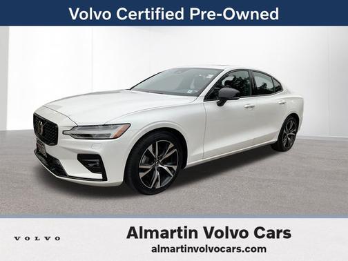 2025 Volvo S60 B5 Core