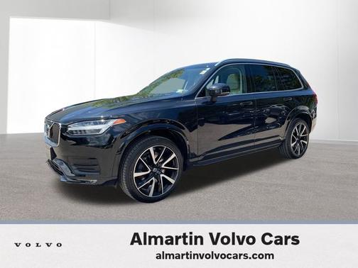 2022 Volvo XC90 T6 AWD Momentum 7 Seater