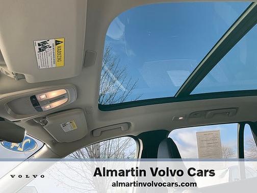 2024 Volvo XC90 Plus