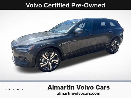 Platinum Grey 2025 Volvo V60 Cross Country Plus
