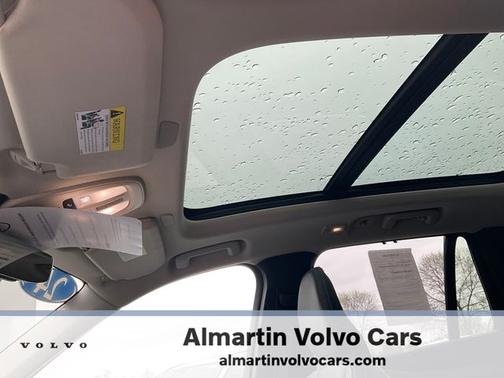 2024 Volvo XC90 B6 Ultimate Bright 6-Seater
