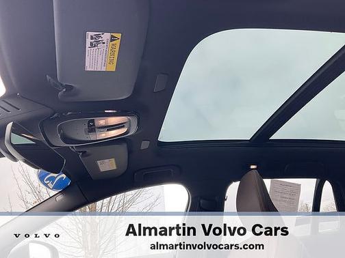 2025 Volvo V60 Cross Country Plus