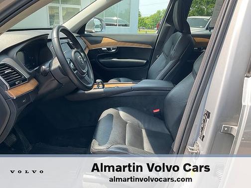 2023 Volvo XC90 Plus