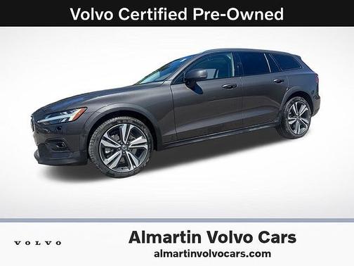 Platinum Grey 2025 Volvo V60 Cross Country Plus