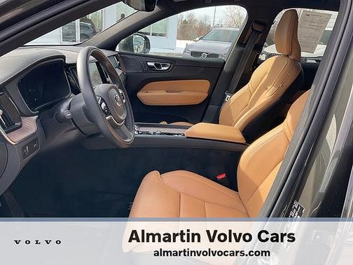 2022 Volvo XC60 B5 AWD Inscription