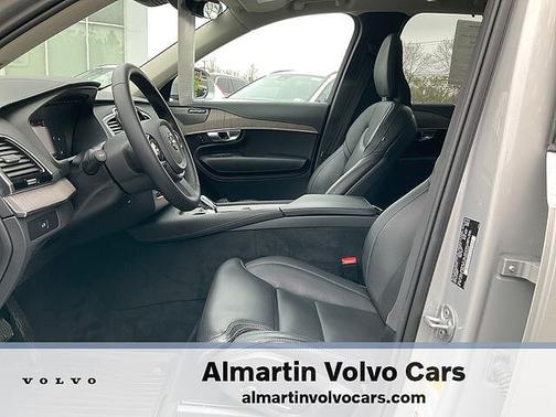 2024 Volvo XC90 B6 Ultimate Bright 6-Seater