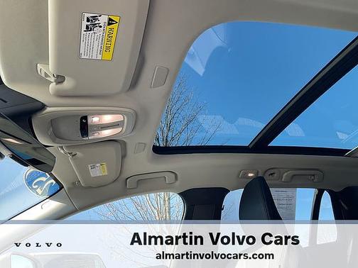 2025 Volvo V60 Cross Country Plus