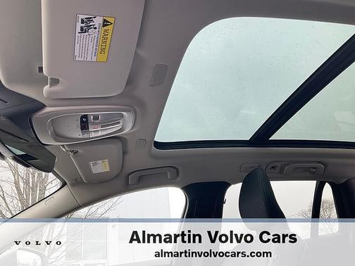 2025 Volvo V60 Cross Country Plus