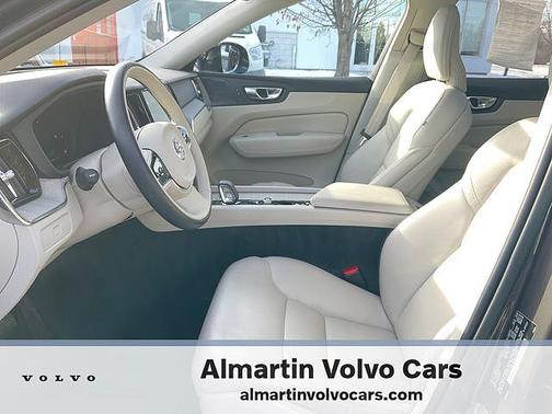 2023 Volvo XC60 Plus