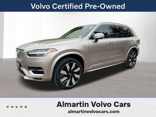2023 Volvo XC90 Recharge Plug-In Hybrid Ultimate 6-Seater