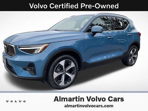 Fjord Blue 2025 Volvo XC40 Plus