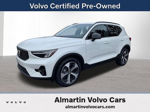 2025 Volvo XC40 Plus