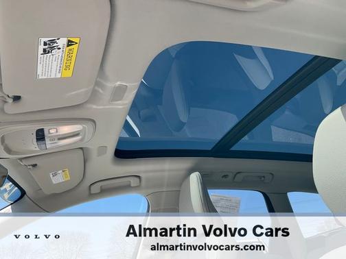 2024 Volvo XC60 B5 Core Dark