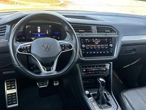 2023 Volkswagen Tiguan 2.0T SE R-Line Black