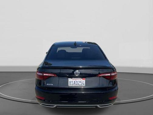 Deep Black Pearl Effect 2020 Volkswagen Jetta 1.4T R-Line