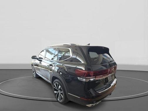 Deep Black Pearl Effect 2025 Volkswagen Atlas 2.0T SEL Premium R-Line