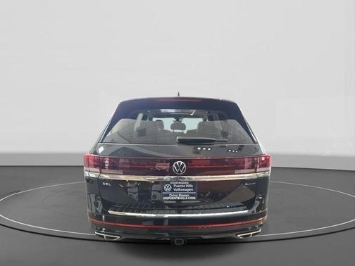 Deep Black Pearl Effect 2025 Volkswagen Atlas 2.0T SEL Premium R-Line
