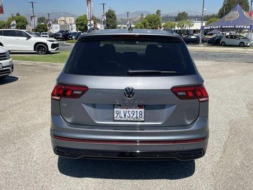 2024 Volkswagen Tiguan 2.0T SE R-Line Black