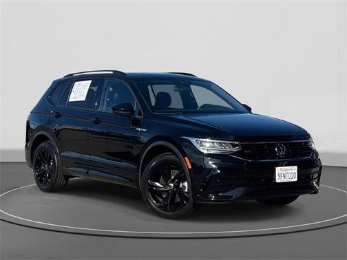 2023 Volkswagen Tiguan 2.0T SE R-Line Black
