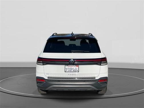 2025 Volkswagen Taos 1.5T SE Black