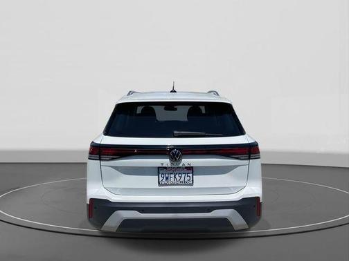Pure White 2026 Volkswagen Tiguan 2.0T S