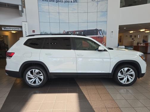 2021 Volkswagen Atlas 3.6 V6 SE w/ Technology