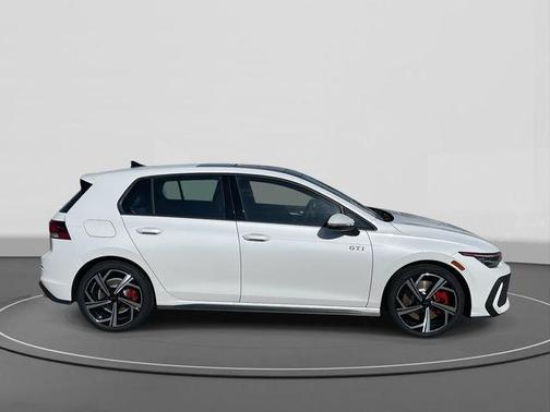 2026 Volkswagen Golf GTI 2.0T SE