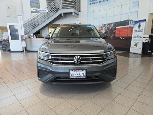 2024 Volkswagen Tiguan 2.0T SE