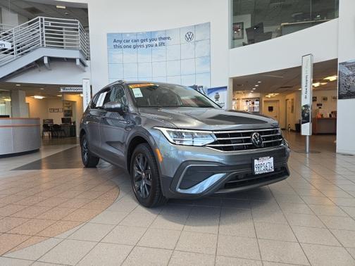 2024 Volkswagen Tiguan 2.0T SE