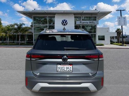 Platinum Gray Metallic 2025 Volkswagen Tiguan 2.0T S