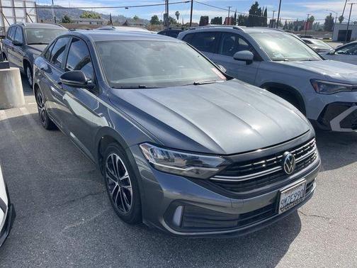Platinum Gray Metallic 2024 Volkswagen Jetta 1.5T Sport