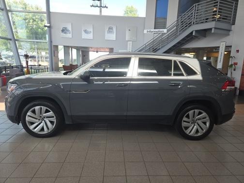 2021 Volkswagen Atlas Cross Sport 2.0T SE w/ Technology