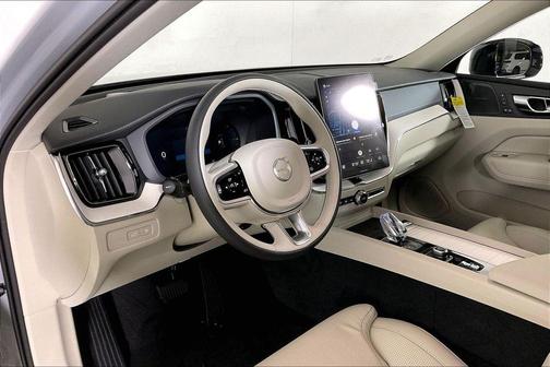 Gray Metallic 2026 Volvo XC60 Plug-In Hybrid T8 Ultra