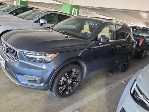 2022 Volvo XC40 T4 Inscription