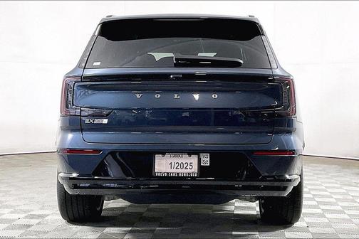 Denim Blue 2025 Volvo EX90 Twin Motor Performance Ultra