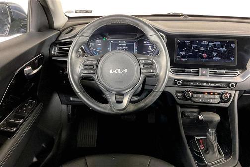 Horizon Blue 2022 Kia Niro Touring SE