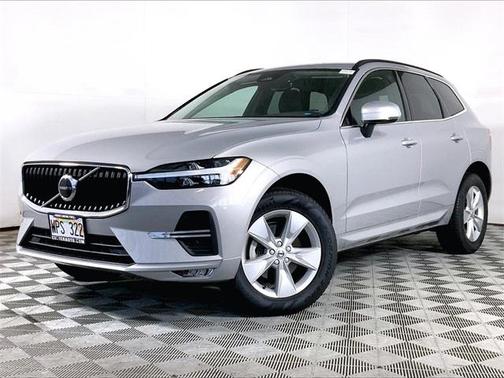 2022 Volvo XC60 B5 Momentum