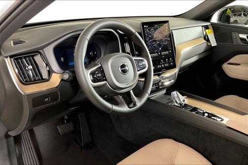 Crystal White 2026 Volvo XC60 B5 Plus