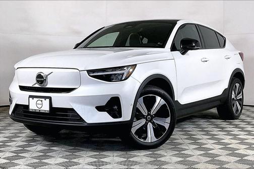 Crystal White Metallic 2023 Volvo C40 Recharge Pure Electric Twin Plus