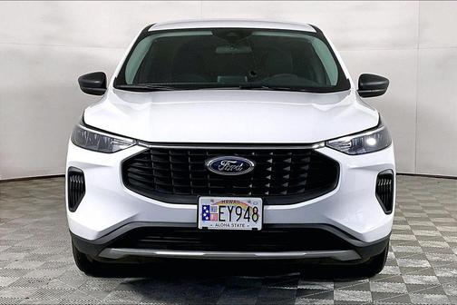 Oxford White 2024 Ford Escape Active