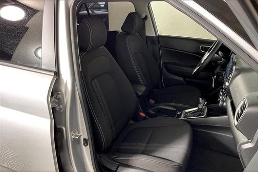 2022 Hyundai VENUE SEL