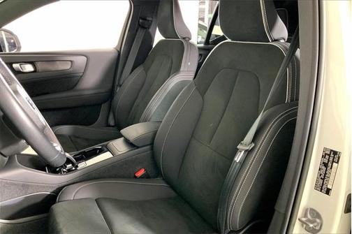 2023 Volvo XC40 Recharge Pure Electric Twin Plus